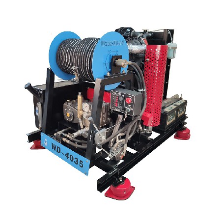 Pipeline dredging diesel high pressure cleaning machine